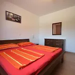 Komljen 3 By Interhome Appartement *