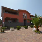 Komljen 3 By Interhome Appartement *