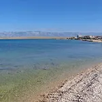 Komljen 3 By Interhome ויר