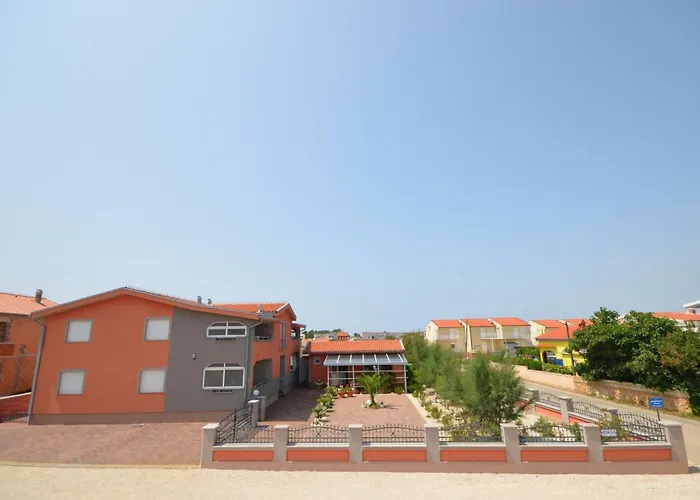 Komljen 3 By Interhome Apartman Vir
